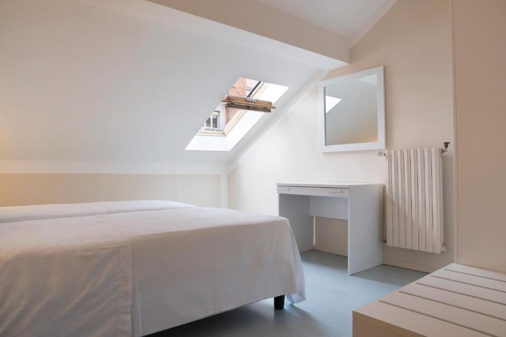 Hotel Tourist Turin Bagian luar foto