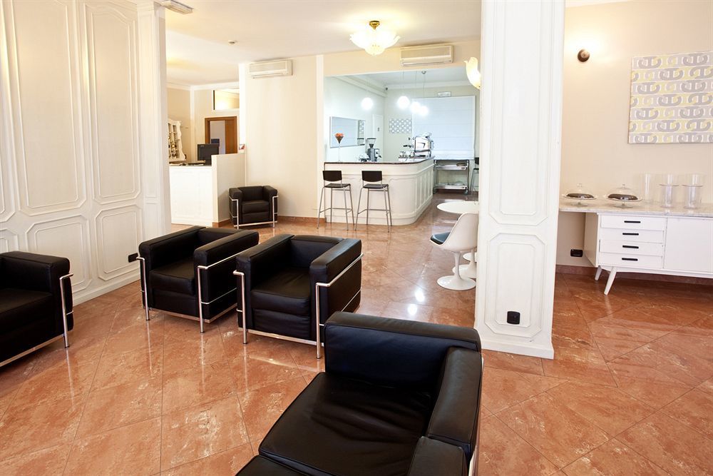 Hotel Tourist Turin Bagian luar foto